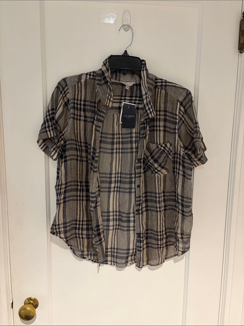 NWT Women’s Medium Lucky Brand Lightweight Short Sleeve Plaid Top